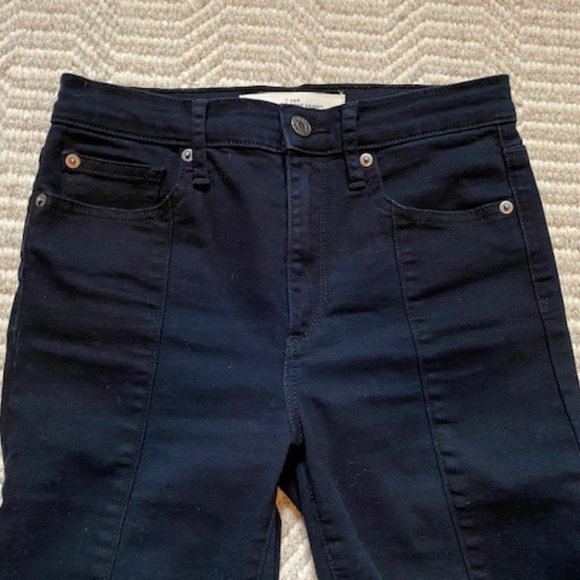 GAP True Skinny Super High Rise Jeans with Seams - Picture 5 of 7
